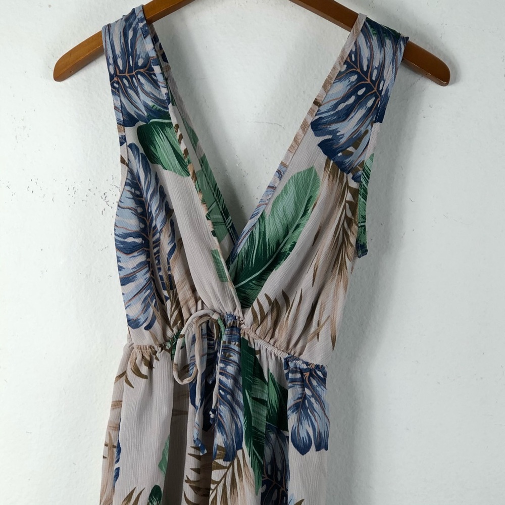 FASHION MUSE TROPICAL BEACH SLEEVELESS Max… - Picture 2 of 6